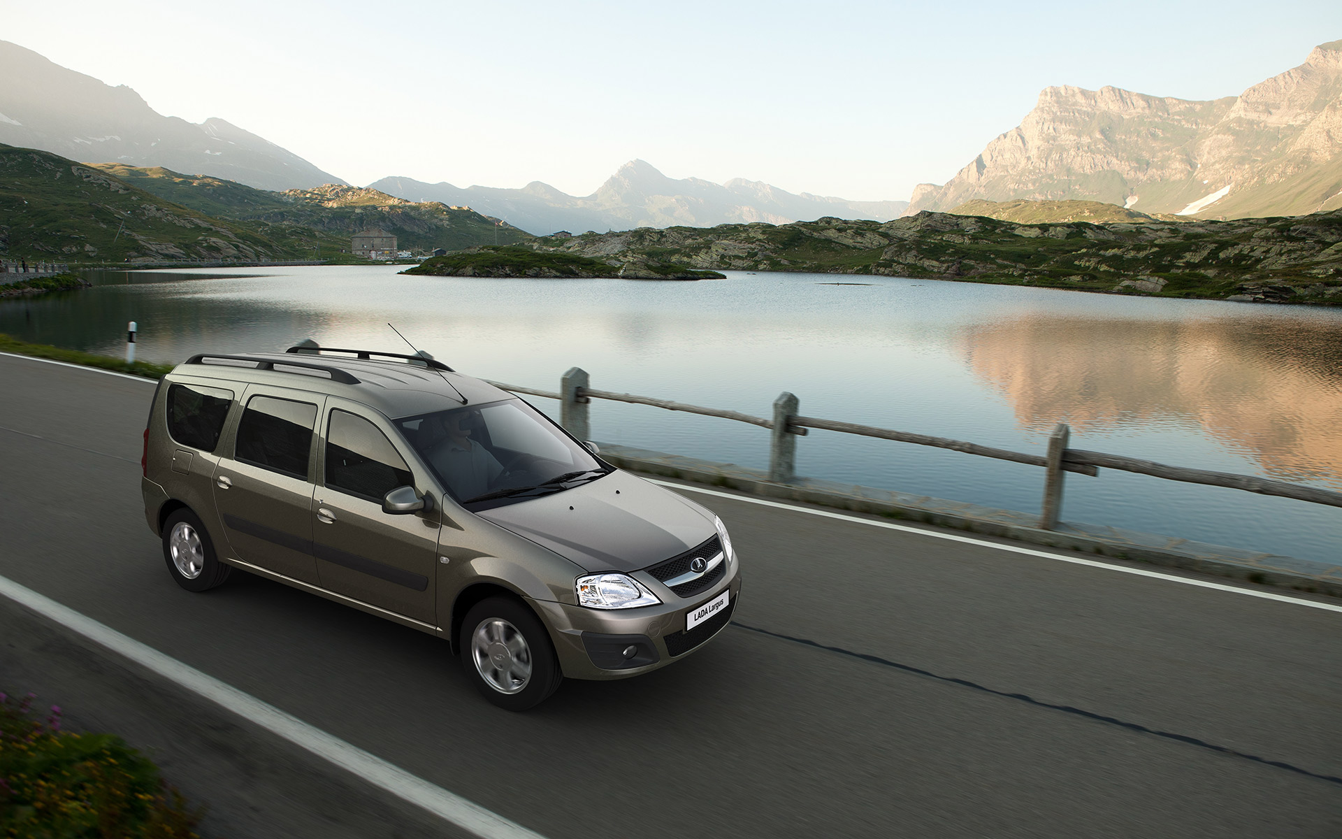 /img/cars/1637052229-exterior_lada_Largus_universal_11.jpg