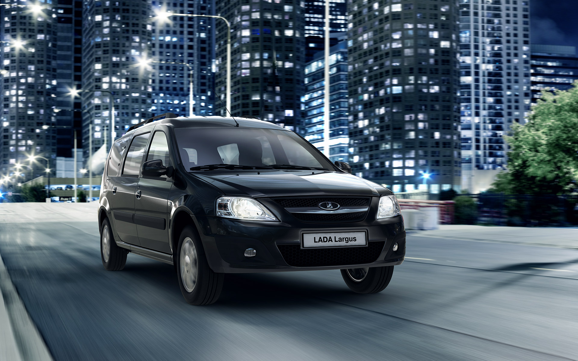 /img/cars/1637052230-exterior_lada_Largus_universal_5.jpg